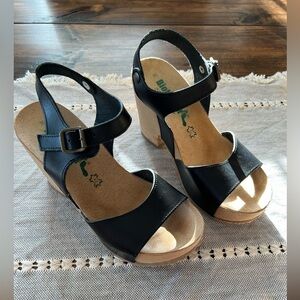 BioNatura Stylish Black Leather Sandals clogs, size 36, EUC, made in Italy